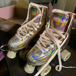 Metallic Rose Gold Impala Rollerskates